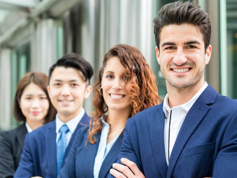 3 Tip Penampilan Profesional Ke Temu Duga